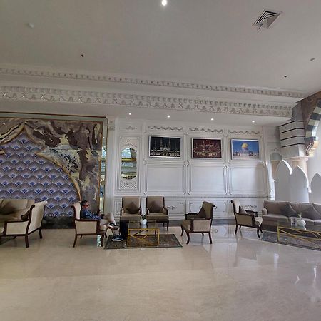 Grand Qin Hotel Banjarbaru Exteriér fotografie