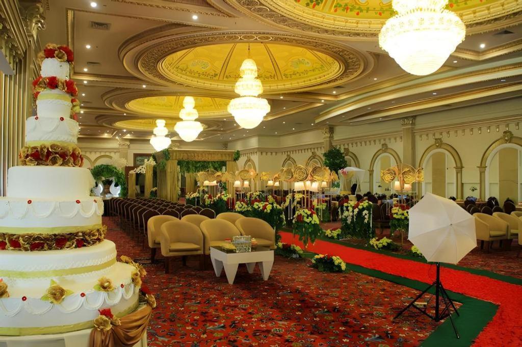 Grand Qin Hotel Banjarbaru Exteriér fotografie