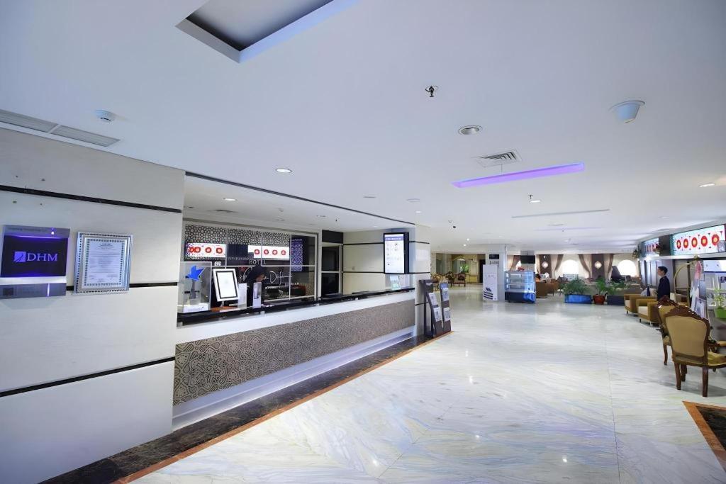 Grand Qin Hotel Banjarbaru Exteriér fotografie