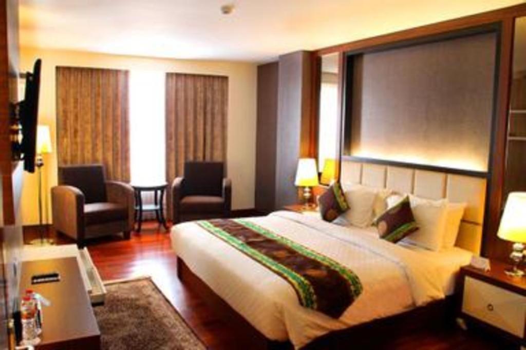 Grand Qin Hotel Banjarbaru Exteriér fotografie