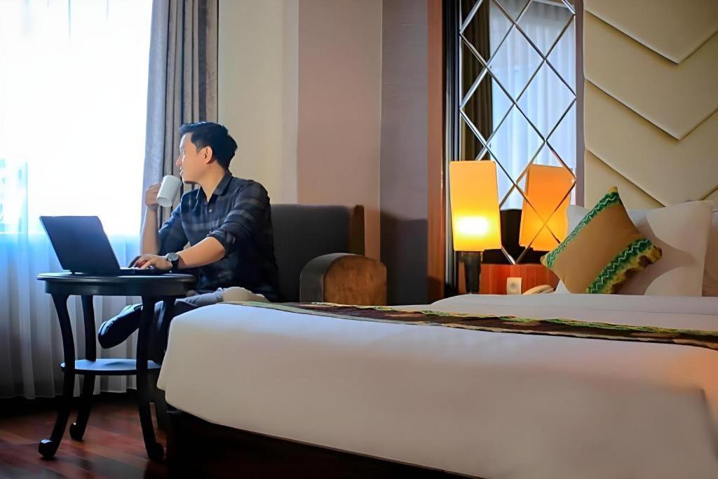 Grand Qin Hotel Banjarbaru Exteriér fotografie